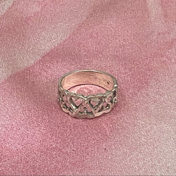 VINTAGE Silver Heart Handmade Die Cut Ring - Picture 9 of 11